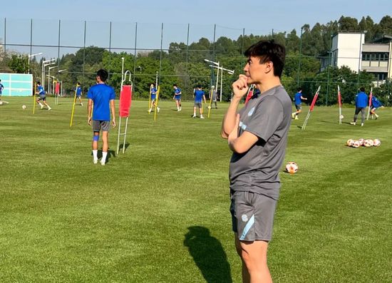 国产无遮挡又爽又色又刺激